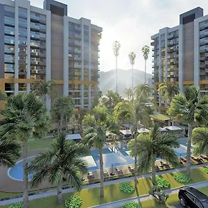 La Casa Airport House With A Pool Appartement